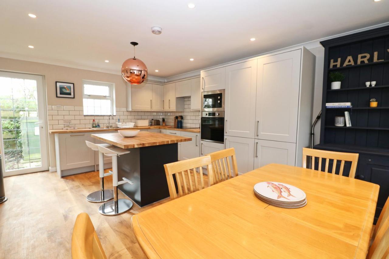 By The Beach Cottage, Dogs Welcome St Merryn Exterior foto