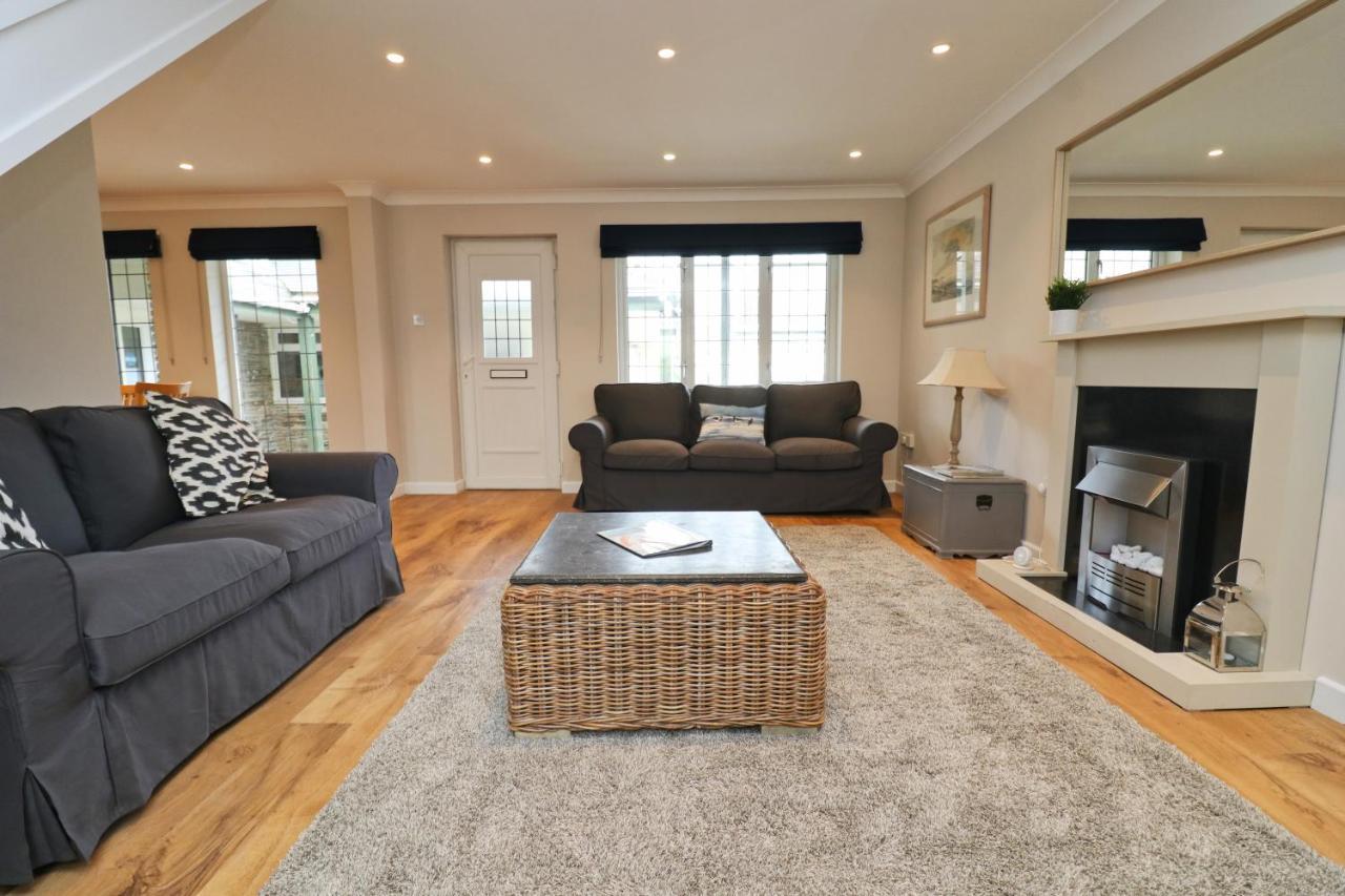 By The Beach Cottage, Dogs Welcome St Merryn Exterior foto